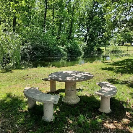 L'oree Des Bois Chene Bed & Breakfast
